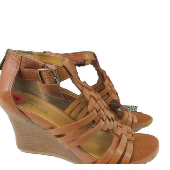 NIB Kenneth Cole Warm Cedar LE Women Shoes Ankle Strap Heels Sz 6 New In Box - Picture 2 of 8